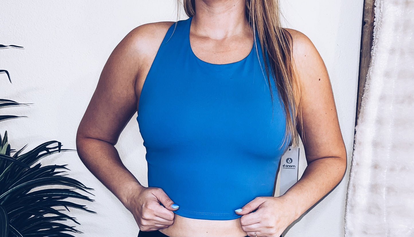 Strap Back Athletic Cropped Top